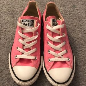 Pink converse